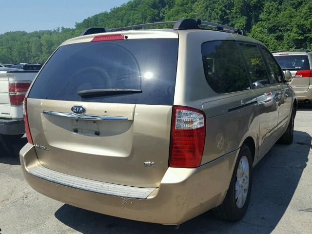 KNDMB233X66052111 - 2006 KIA SEDONA EX GOLD photo 4