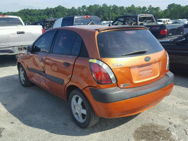 KNADE163566058103 - 2006 KIA RIO 5 ORANGE photo 3