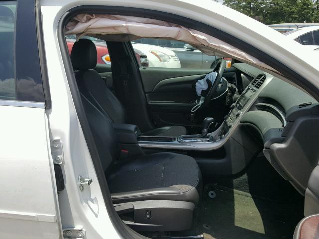 1G11C5SA5DF338617 - 2013 CHEVROLET MALIBU 1LT WHITE photo 5