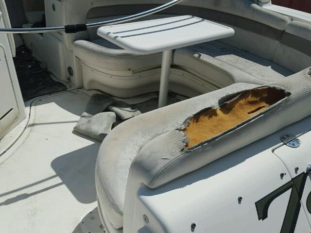 SERT1411H203 - 2003 SEAR BOAT WHITE photo 6