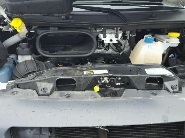 3C6TRVAG7FE502927 - 2015 RAM PROMASTER 白色 照片 7