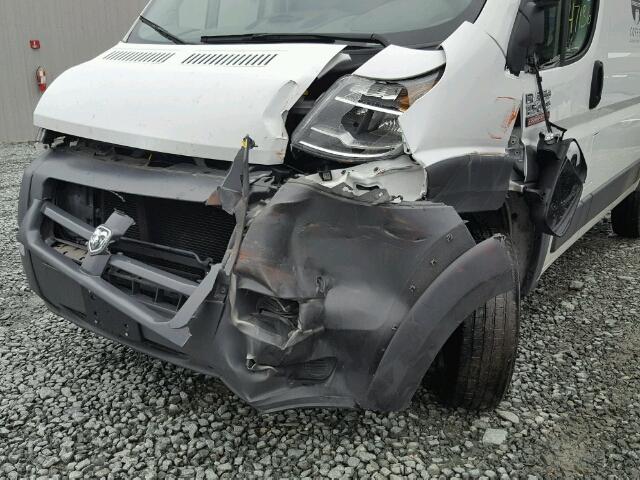 3C6TRVAG7FE502927 - 2015 RAM PROMASTER 白色 照片 9