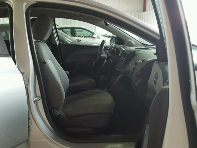 1G1JA6SH0C4100497 - 2012 CHEVROLET SONIC LS SILVER photo 5
