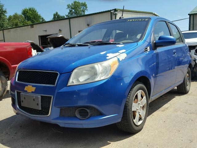 KL1TD66E09B623196 - 2009 CHEVROLET AVEO LS BLUE photo 2