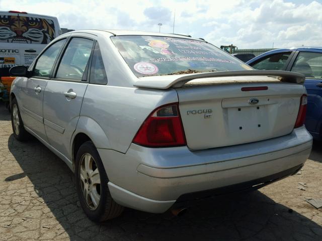 1FAFP38Z17W163263 - 2007 FORD FOCUS ST SILVER photo 3