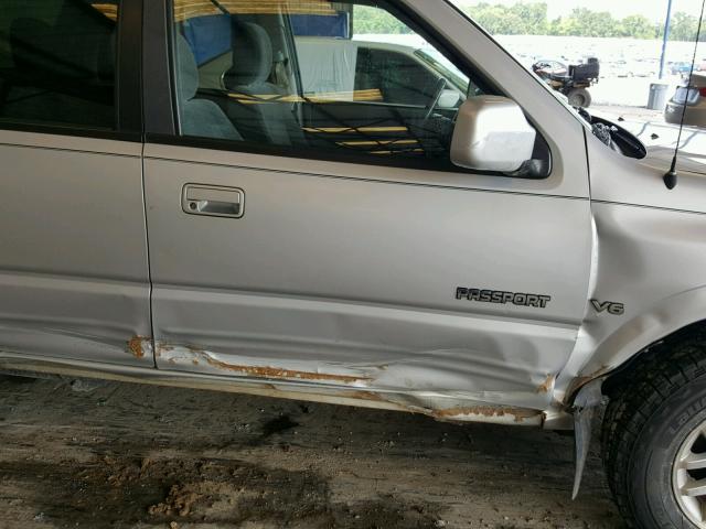 4S6CK58W8Y4405110 - 2000 HONDA PASSPORT E 银色 照片 9
