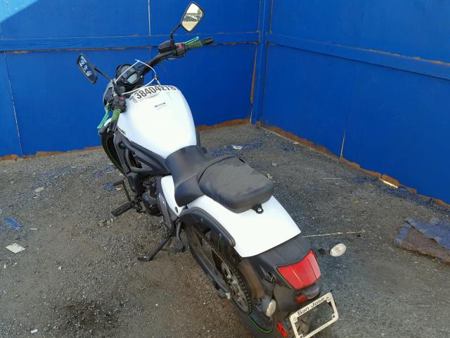 JKAENEA11FDA00518 - 2015 KAWASAKI EN650 A 白色 照片 3