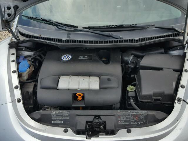 3VWCK21Y73M309860 - 2003 VOLKSWAGEN NEW BEETLE 银色 照片 7