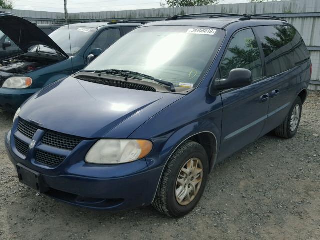 1B4GP45332B673664 - 2002 DODGE CARAVAN SP BLUE photo 2