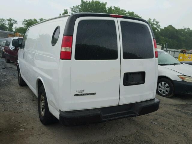 1GCFG15X371184078 - 2007 CHEVROLET EXPRESS G1 WHITE photo 3