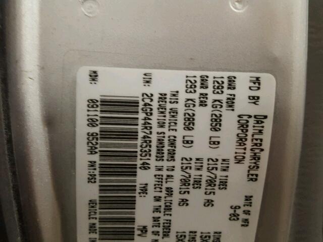 2C4GP44R74R535140 - 2004 CHRYSLER TOWN & COU SILVER photo 10