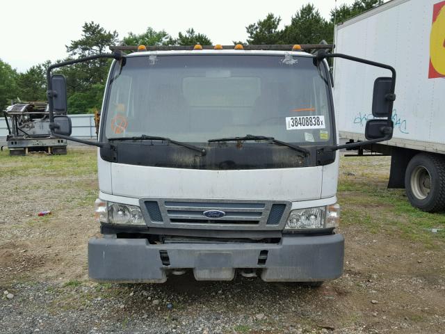 3FRLL45Z66V322485 - 2006 FORD LOW CAB FO WHITE photo 9