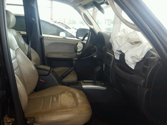 1J4GK38K34W116516 - 2004 JEEP LIBERTY RE BLACK photo 5