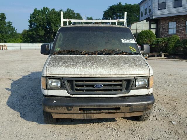 1FTRE14283HA41296 - 2003 FORD ECONOLINE WHITE photo 9