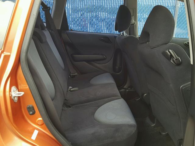 JHMGD37617S001752 - 2007 HONDA FIT S ORANGE photo 6