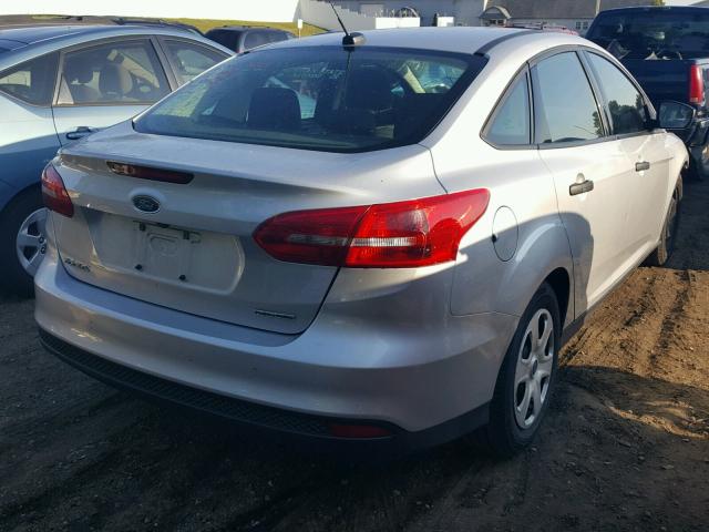 1FADP3E25FL363352 - 2015 FORD FOCUS S SILVER photo 4