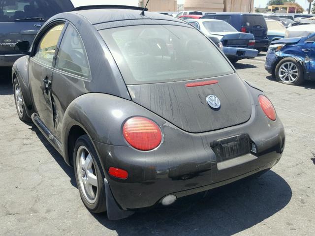 3VWCD21C3XM455290 - 1999 VOLKSWAGEN NEW BEETLE 黑色 照片 3