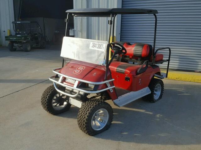 00000000002102430 - 2003 GOLF CART RED photo 2