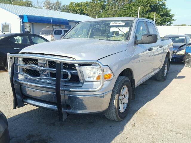 1D3HV13P89S709772 - 2009 DODGE RAM 1500 SILVER photo 2