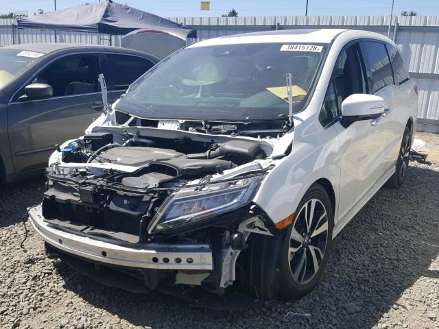 5FNRL6H97JB034766 - 2018 HONDA ODYSSEY EL WHITE photo 2