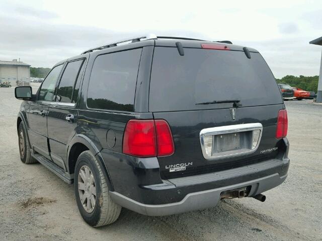 5LMFU28R44LJ24718 - 2004 LINCOLN NAVIGATOR BLACK photo 3