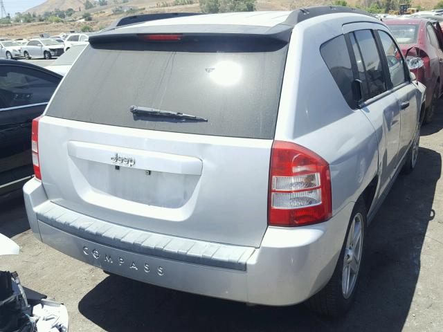 1J8FT47W58D727618 - 2008 JEEP COMPASS SP SILVER photo 4