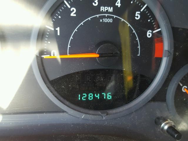 1J8FT47W58D727618 - 2008 JEEP COMPASS SP SILVER photo 8