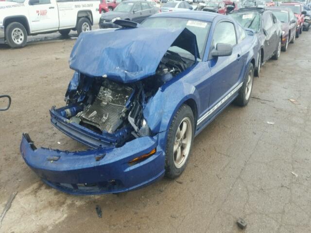 1ZVFT80N465219158 - 2006 FORD MUSTANG BLUE photo 2