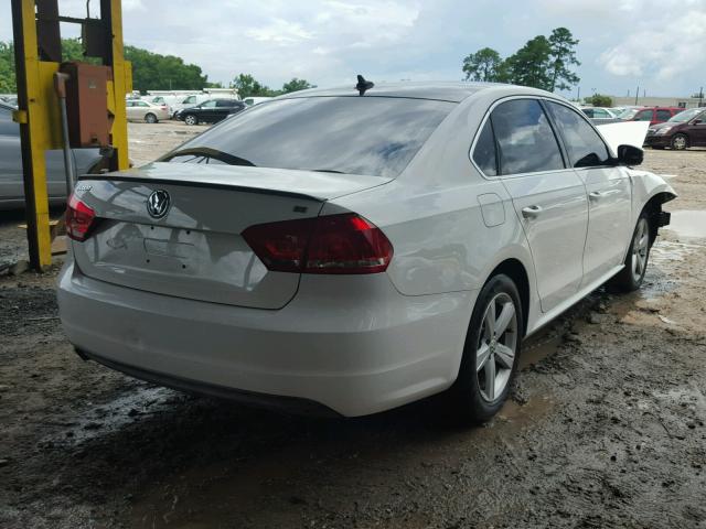 1VWBP7A39DC058681 - 2013 VOLKSWAGEN PASSAT SE WHITE photo 4