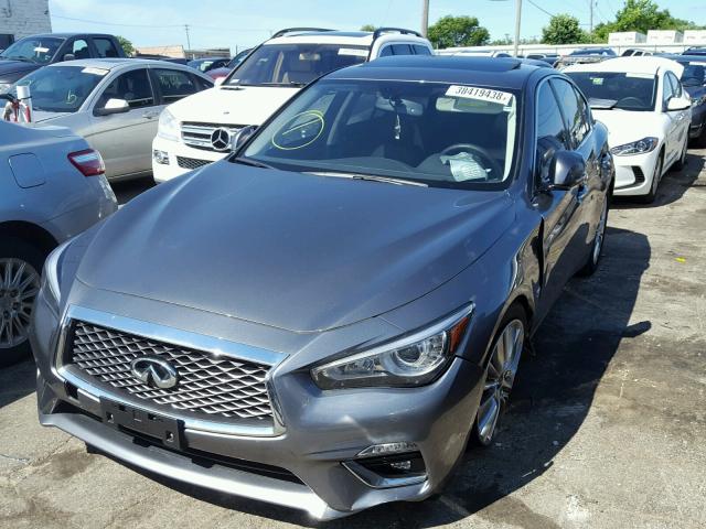 JN1EV7ARXJM443055 - 2018 INFINITI Q50 LUXE GRAY photo 2