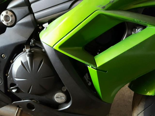 JKAEXEE12CDA07767 - 2012 KAWASAKI EX650 EC GREEN photo 7