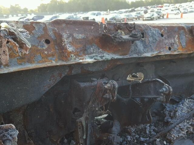 1GYEE63A440170683 - 2004 CADILLAC SRX BURN photo 8