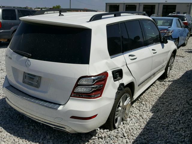 WDCGG5HB5DG093988 - 2013 MERCEDES-BENZ GLK 350 WHITE photo 4