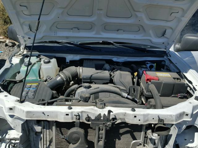 1GCDT43E088223983 - 2008 CHEVROLET COLORADO L WHITE photo 7