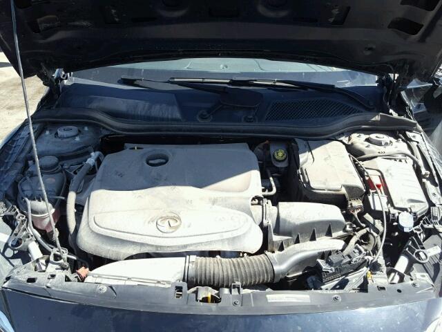 SJKCH5CP6HA021059 - 2017 INFINITI QX30 BASE BLACK photo 7