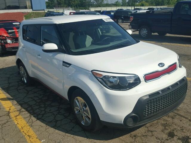 KNDJN2A28F7231861 - 2015 KIA SOUL WHITE photo 1