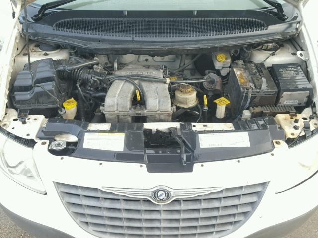 1C4GJ25B61B276173 - 2001 CHRYSLER VOYAGER WHITE photo 7