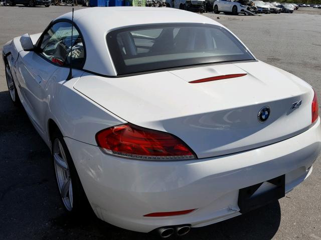 WBALL5C58EJ105635 - 2014 BMW Z4 SDRIVE2 WHITE photo 3