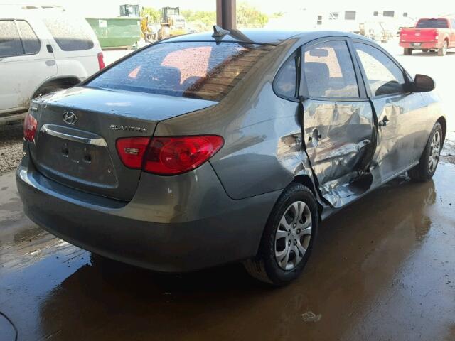 KMHDU4AD0AU974159 - 2010 HYUNDAI ELANTRA BL GRAY photo 4