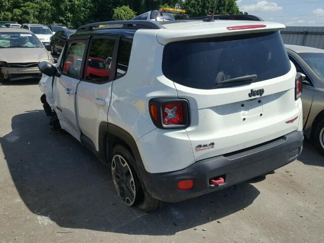 ZACCJBCT6FPB21811 - 2015 JEEP RENEGADE WHITE photo 3