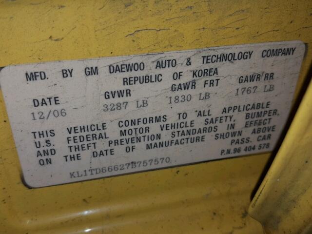 KL1TD66627B757570 - 2007 CHEVROLET AVEO BASE Сары фото 10