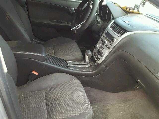 1G1ZC5E07AF202068 - 2010 CHEVROLET MALIBU 1LT ვერცხლისფერი ფოტო 5