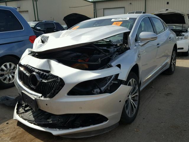 1G4ZS5SS4HU123653 - 2017 BUICK LACROSSE P SILVER photo 2