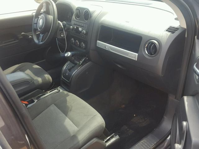 1C4NJDBB3GD535688 - 2016 JEEP COMPASS SP CHARCOAL photo 5