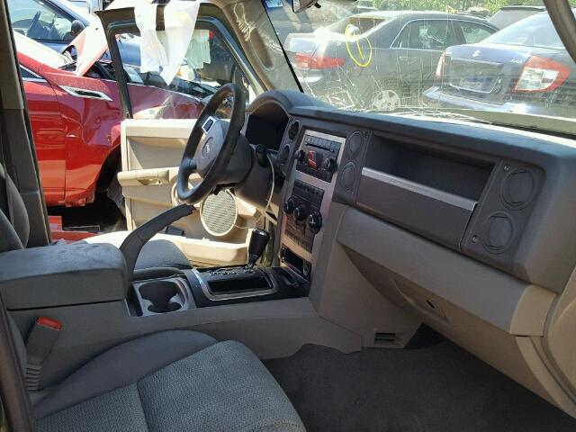 1J8HG48KX8C166654 - 2008 JEEP COMMANDER GREEN photo 5