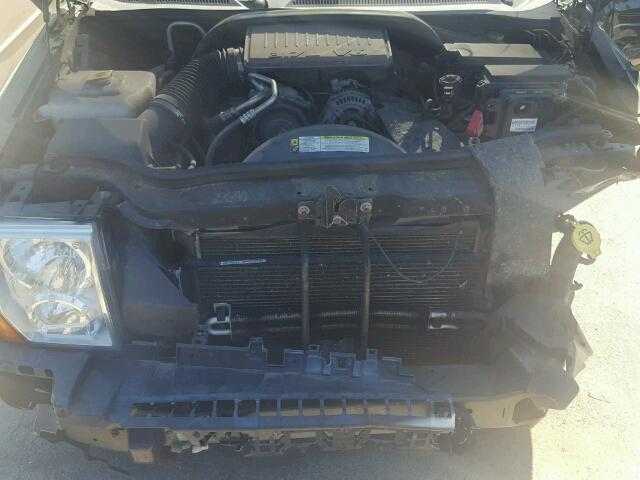 1J8HG48KX8C166654 - 2008 JEEP COMMANDER GREEN photo 7