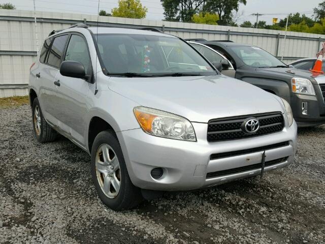 JTMBD33V966021487 - 2006 TOYOTA RAV4 SILVER photo 1