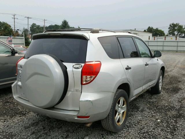 JTMBD33V966021487 - 2006 TOYOTA RAV4 SILVER photo 4