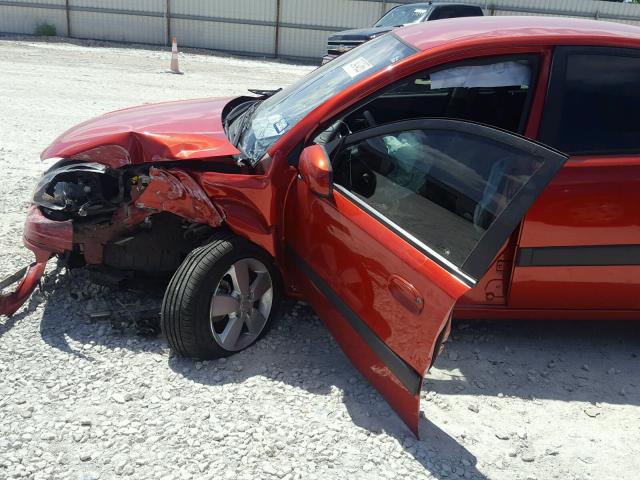 KNADE223496556535 - 2009 KIA RIO BASE RED photo 9