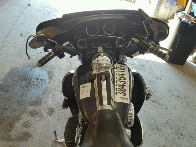 1HD1FC4308Y633392 - 2008 HARLEY-DAVIDSON FLHTCUI BLACK photo 5
